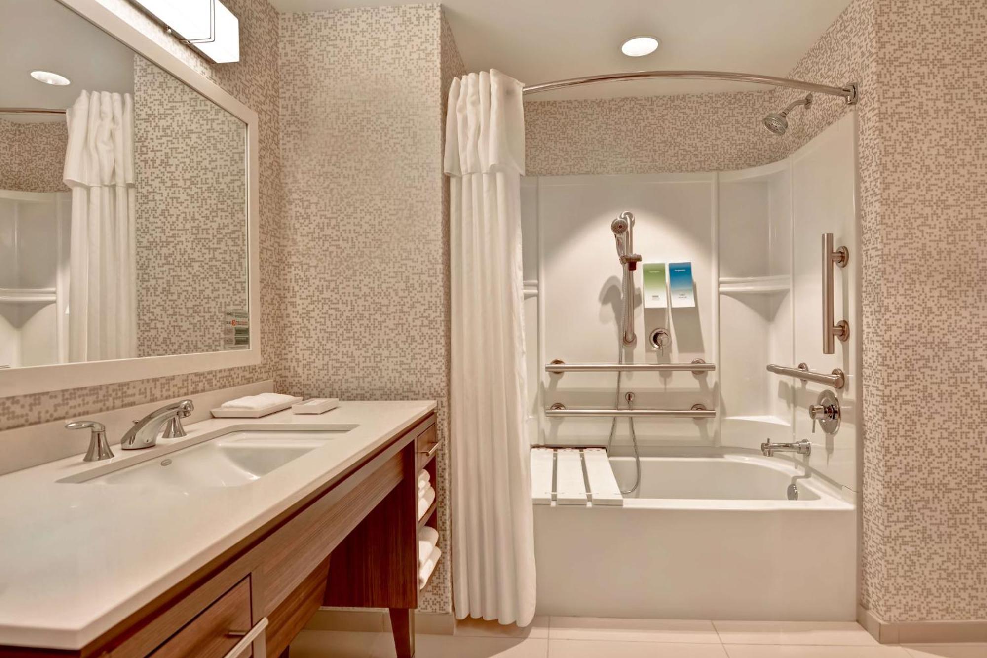 Home2 Suites By Hilton Naples I-75 Pine Ridge Road Dış mekan fotoğraf